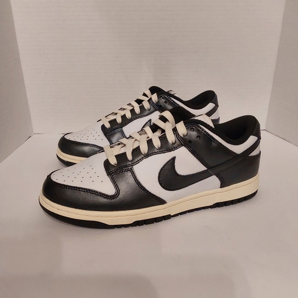 NIKE DUNK LOW PRM BLACK COCONUT MILK 8.5W BRAND NEW IN BOX - Picture 1 of 4